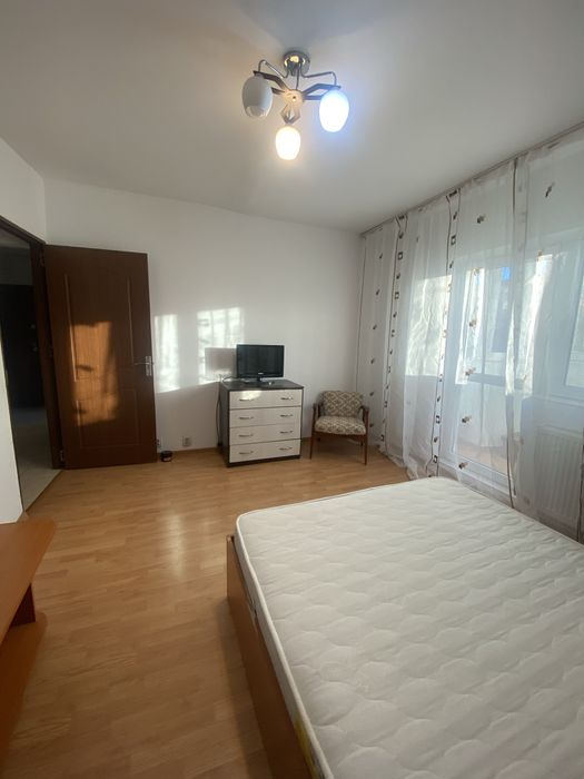 Inchiriez 2 camere Brancoveanu