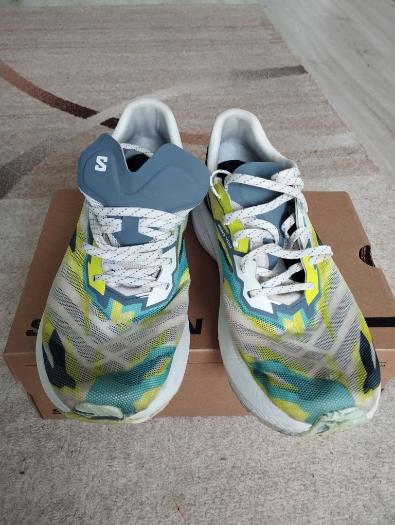 Pantofi Salomon Aero Volt alergare  marime 43 1/3