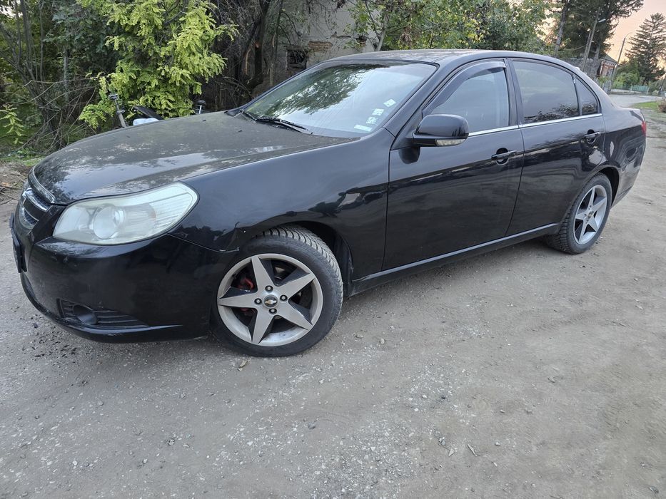 Продавам шевролет епика  на части