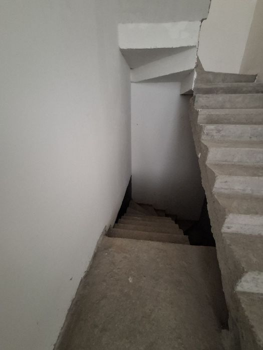 Продаётся Коттедж Сотилади Участка Кибрай Набереж 93000$ 253кв 3 этаж