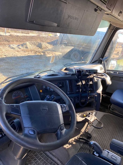 Camion Volvo FH-440