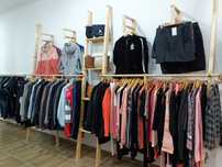 Mobilier magazin haine