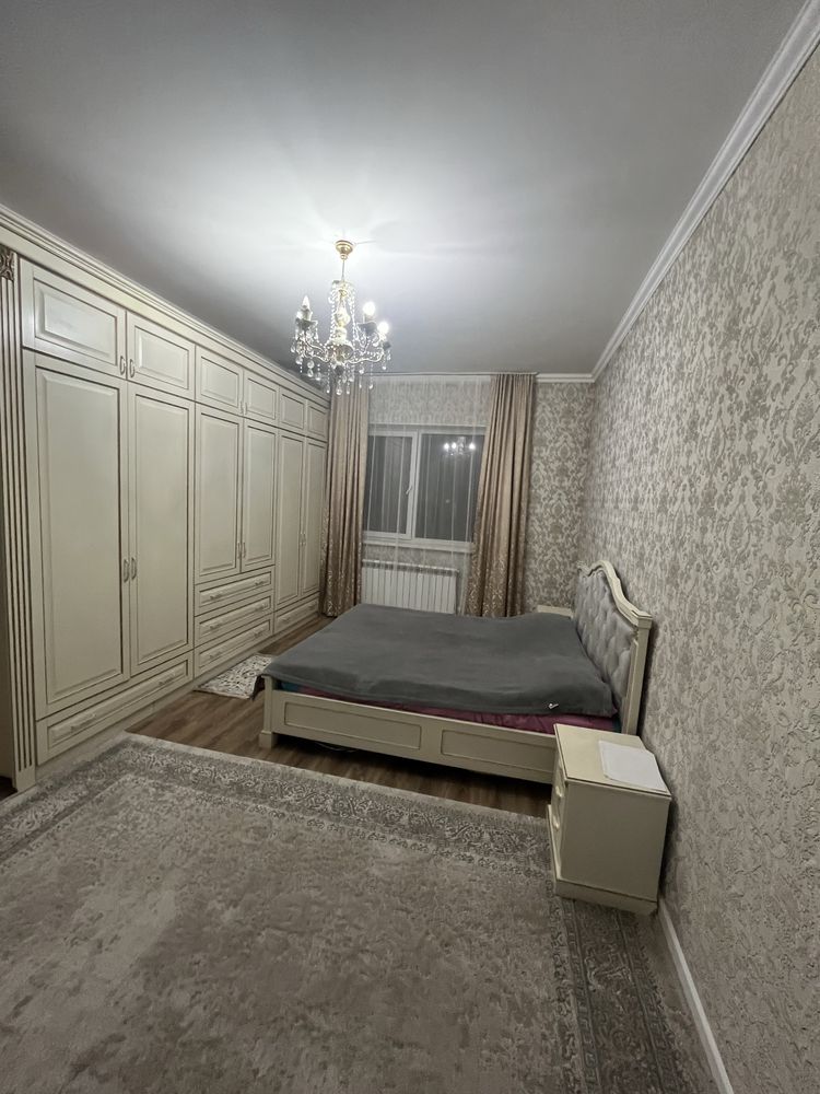 Двуспальная кровать бу