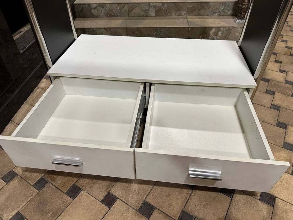 Гардеробная стойка