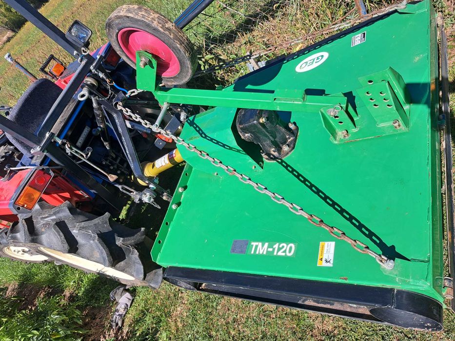 Vând tocător resturi vegetale, coceni