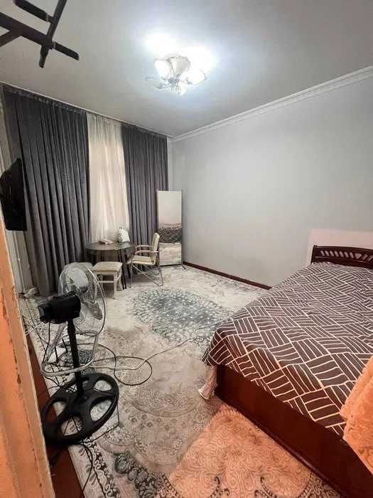 СРОЧНО! Продается 2х комнатная квартира,43 кв.м Юнусабадский район ТММ