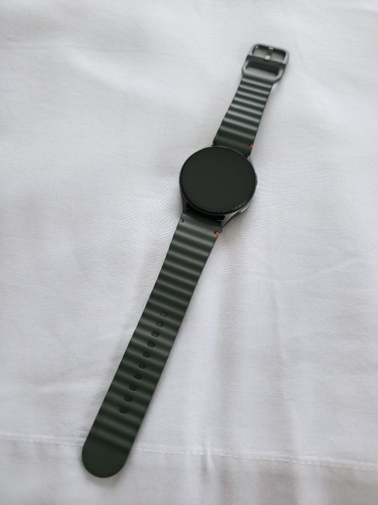 Vând smartwatch Samsung Galaxy Watch7