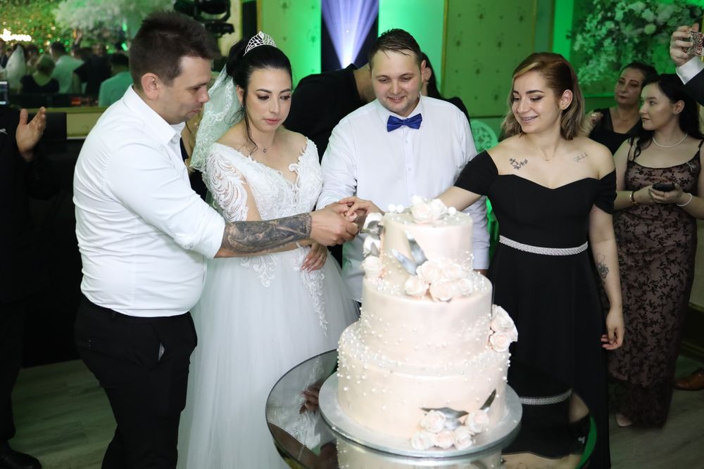 Fotograf cameraman ieftin 350 lei botez cununie