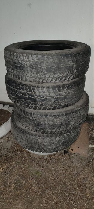 Шины зимние 225/65/17