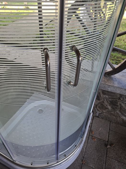 Vand 4 cabine de dus cu cadita 80x80