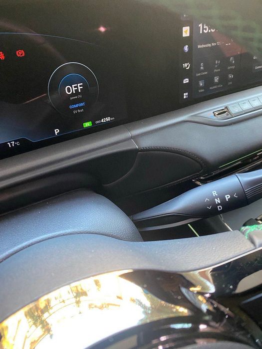 Продаю VOYAH Free 318