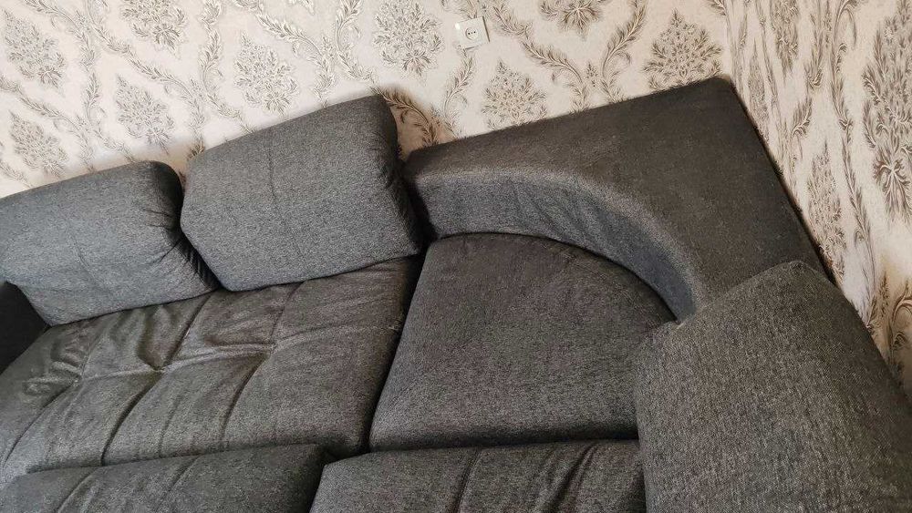 Уголок, диван с сундуком