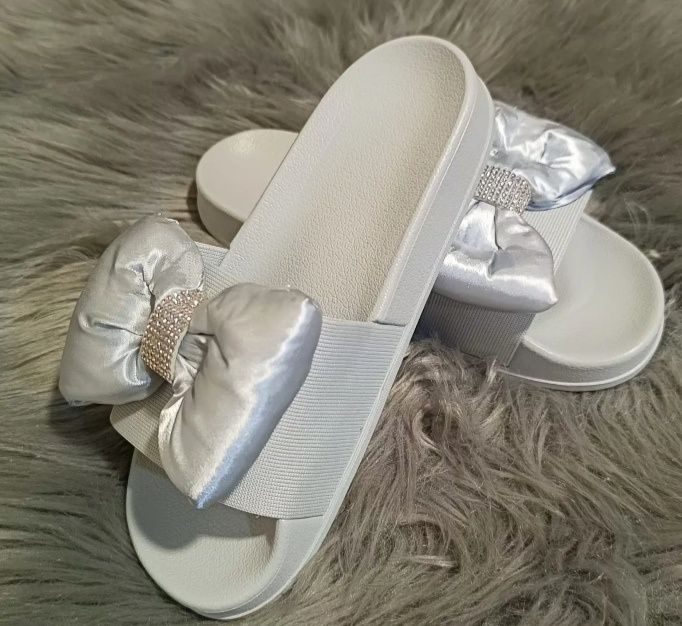 НОВО. Дамски чехли от еко кожа с панделка;бяло,розово,черно и сребърно