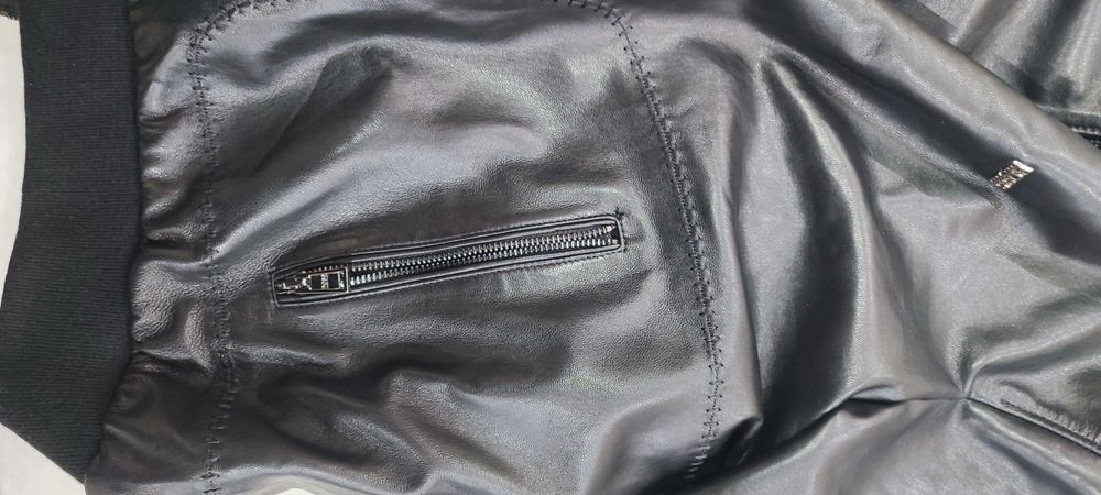 Top Стилно Кожено яке на Boss