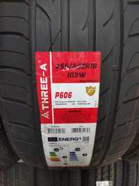 Three-A 255/45R18 P606