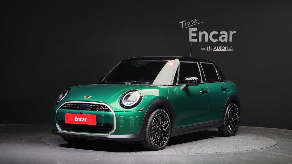 Mini Cooper 5 Door Favoured