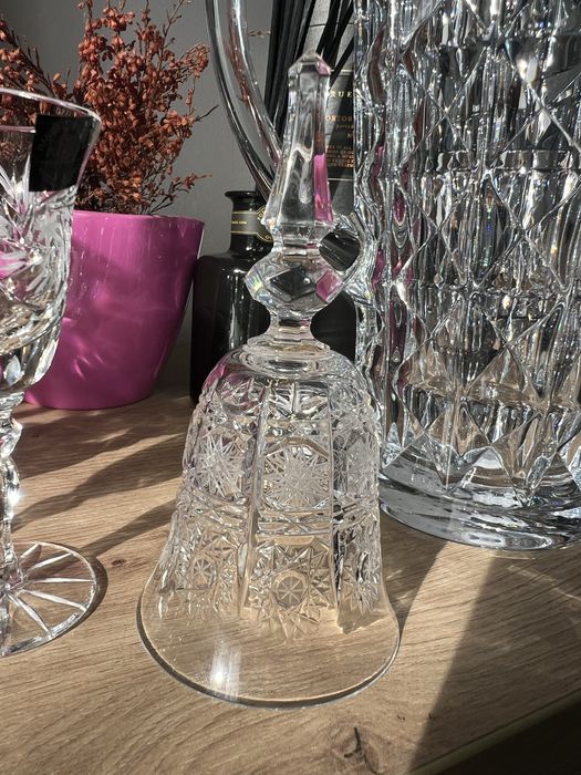 Clopotel cristal bogat ornamentat