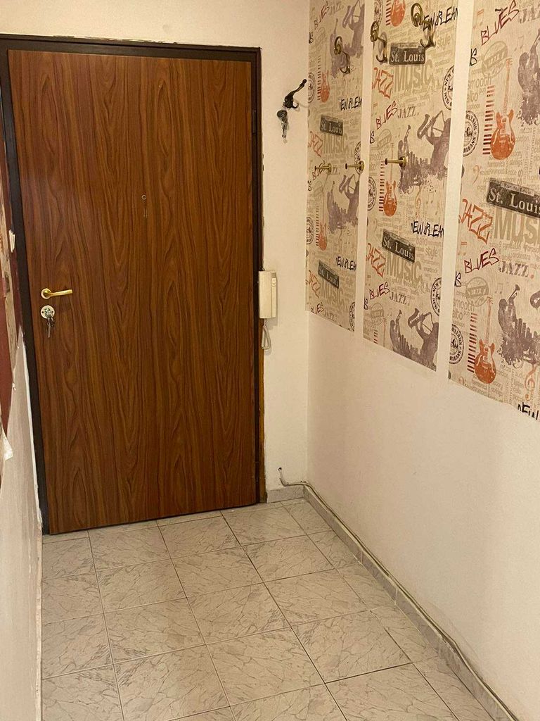 Дава се под наем Двустаен апартамент в София, Център - 55 кв.м за 612 € - Снимка #10