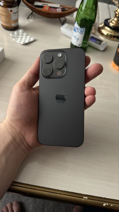 Iphone 15 pro black 128 gb