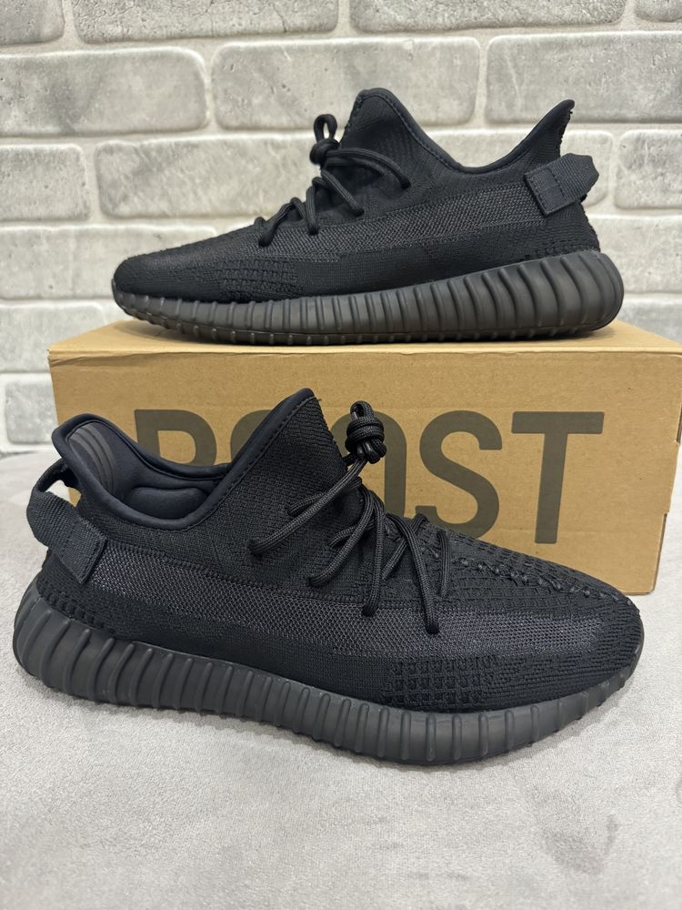 36-45 Yeezy 350 v2 Onyx