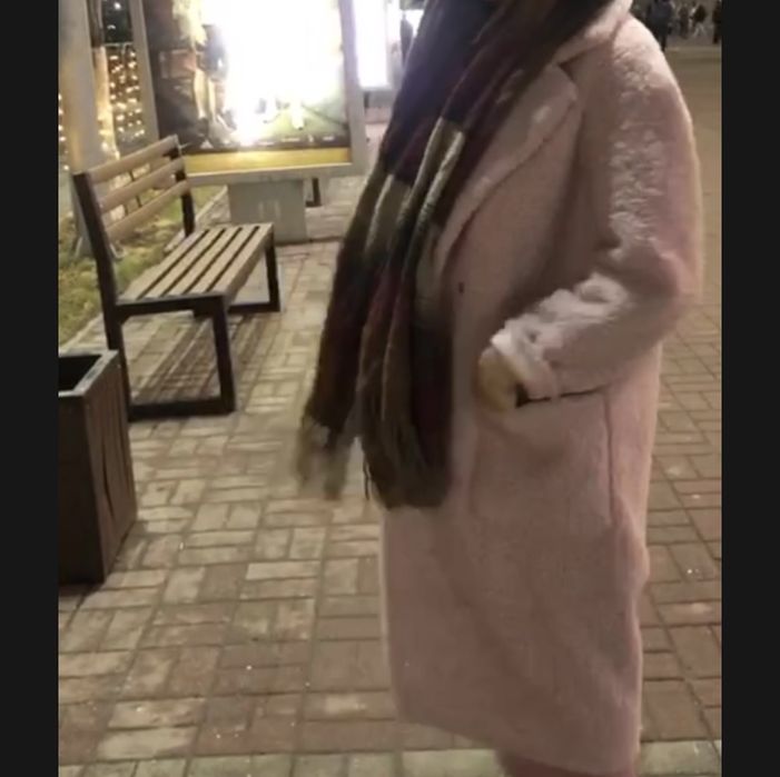 Продам пальто демисезонные теплые в хорошем состоянии в ватсап написат