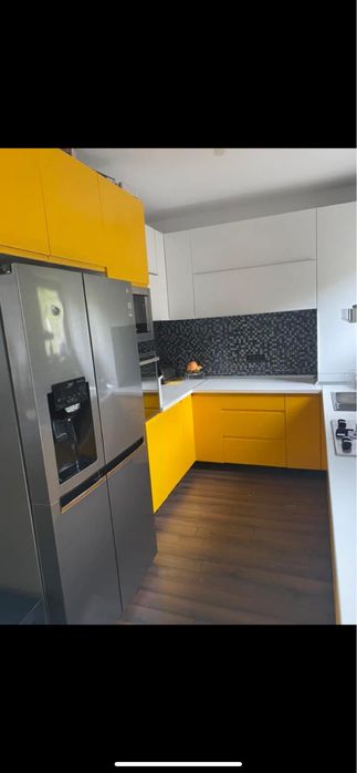 Închiriez casă în Tunari