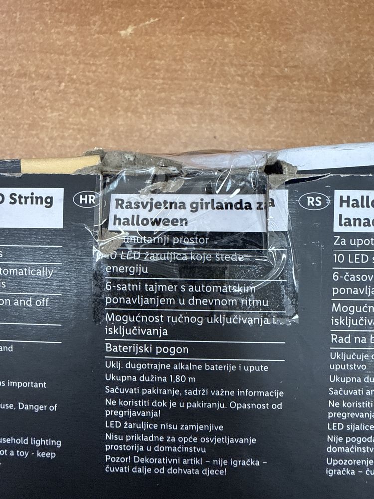 Instalatoe luminoasa pentru Halloween