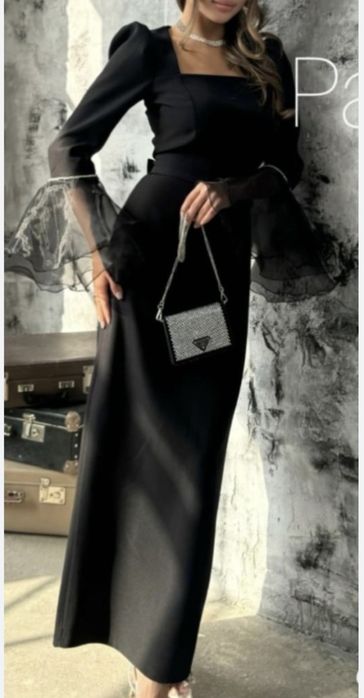 Продам чёрное платье  длинное