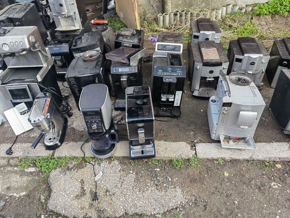 Продавам 60броя кафемашини роботи Делонги, Круп, Нивома, Юра, Филипс,