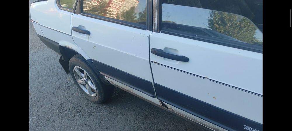Продам машину ваз 21099