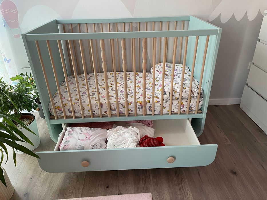 Patut cu sertar MYLLRA ikea cu saltea Traumeland