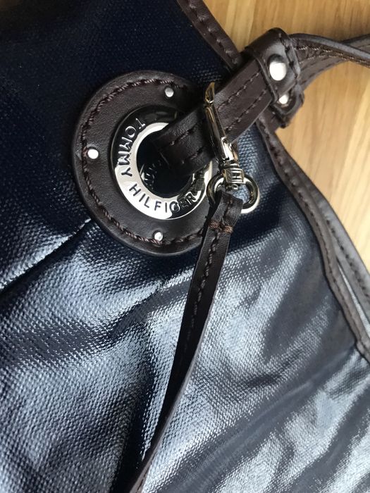 Geanta Tommy Hilfiger mare