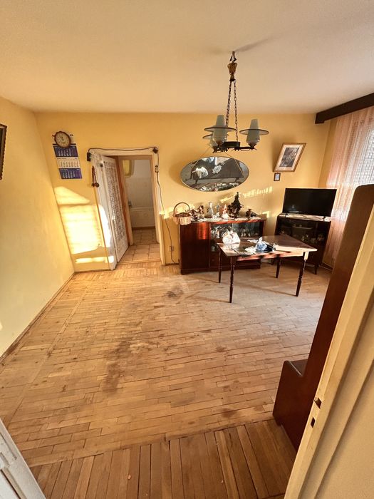 Apartament 2 camere zona piata anton