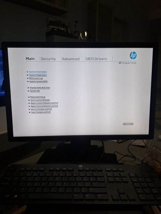 HP EliteDesk 705 G4 SFF-Slim,AMD Ryzen 3 PRO 2200G (3.5/3.7GHz),16GB
