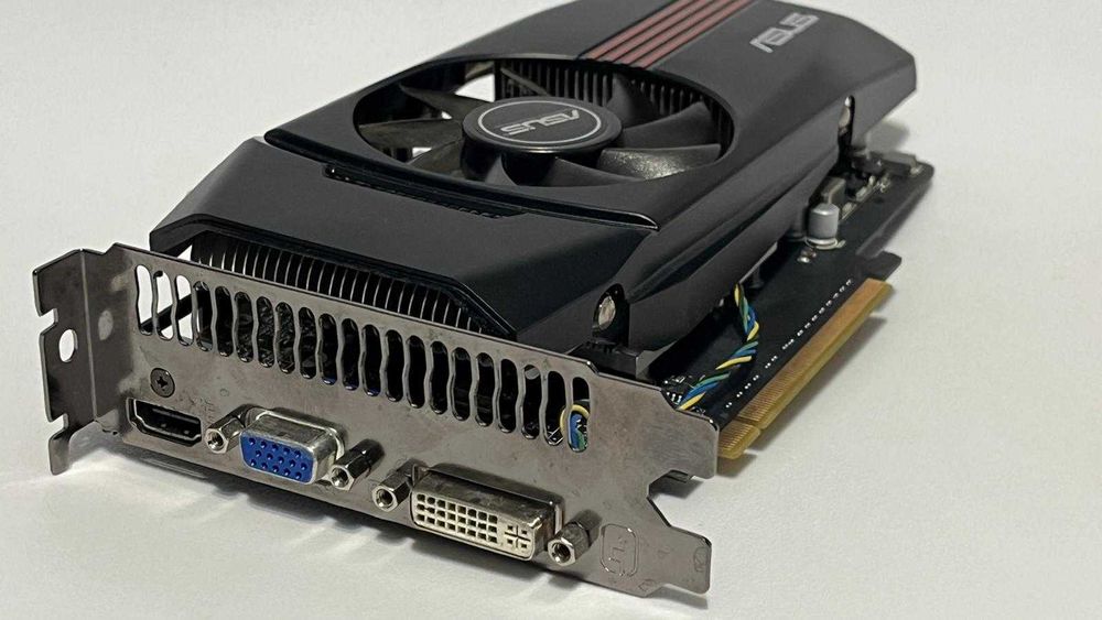 Asus GTX 550 TI 1GB GDDR5