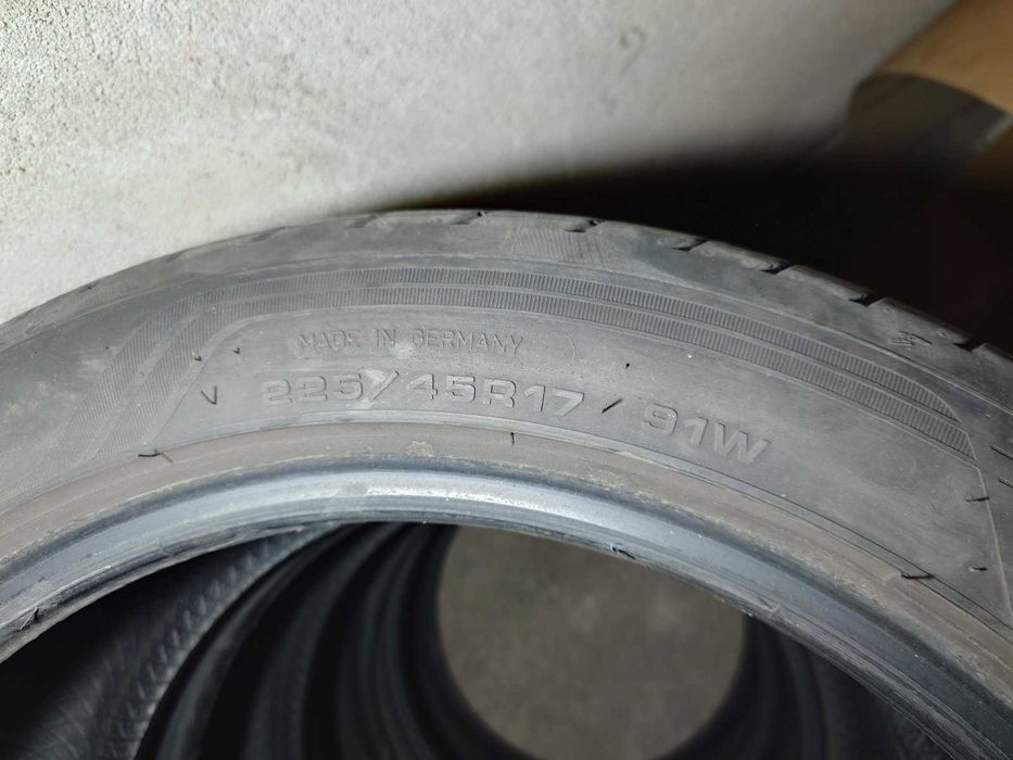 Продавам гуми 225 45 17 Goodyear Eagle F1