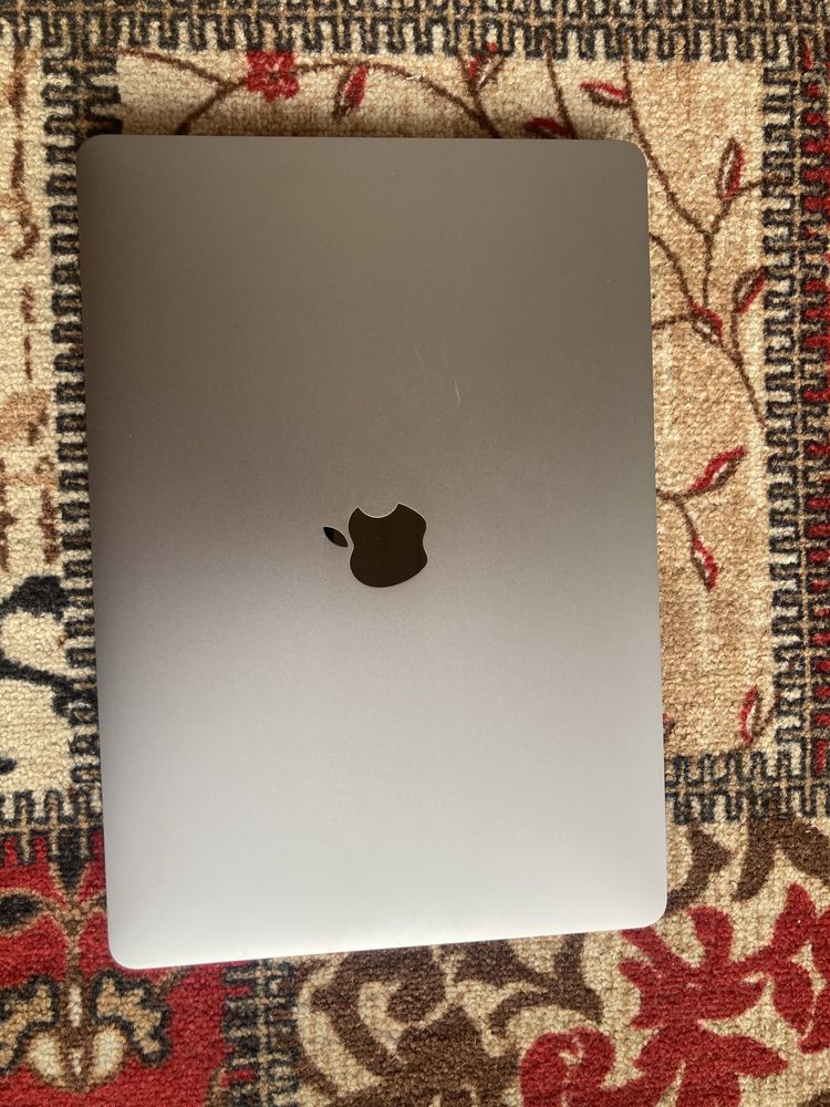 Macbook pro m1 256gb