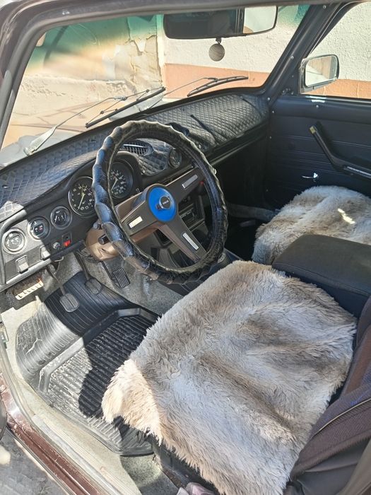 Vaz 2106 bolip tolashka beriladi 500$ boshiga 100$ 24 oy