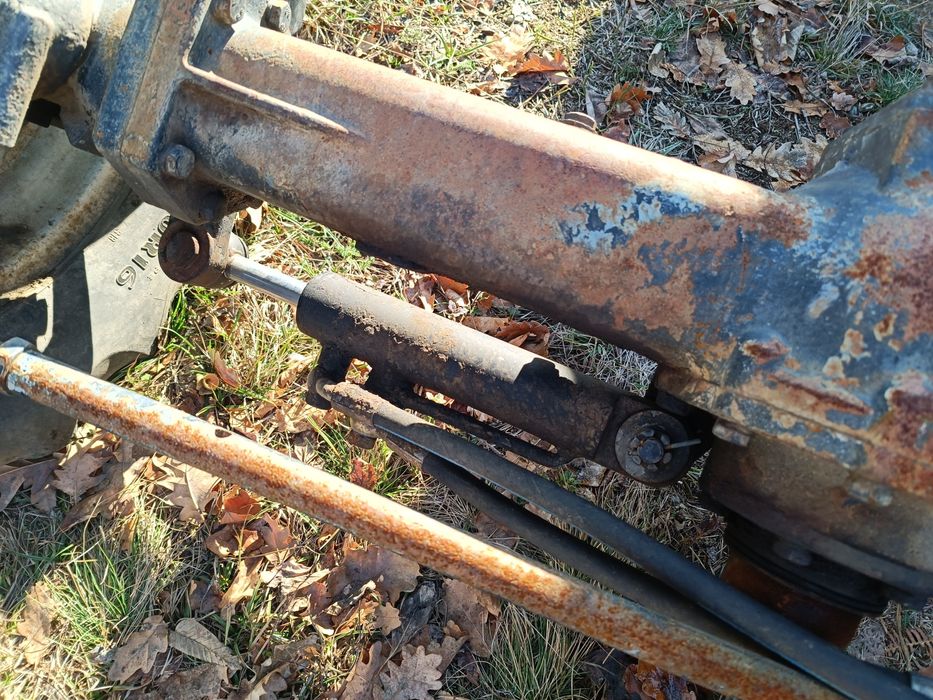 Punte față tractor hoyo