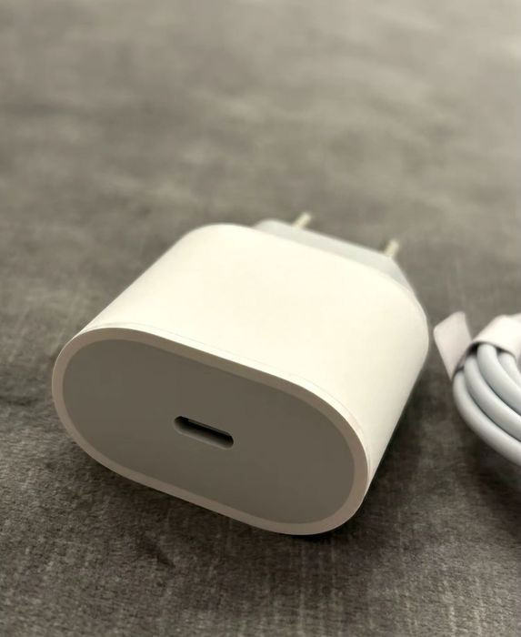 NOU Cablu 1m lightning + adaptor priza iPhone