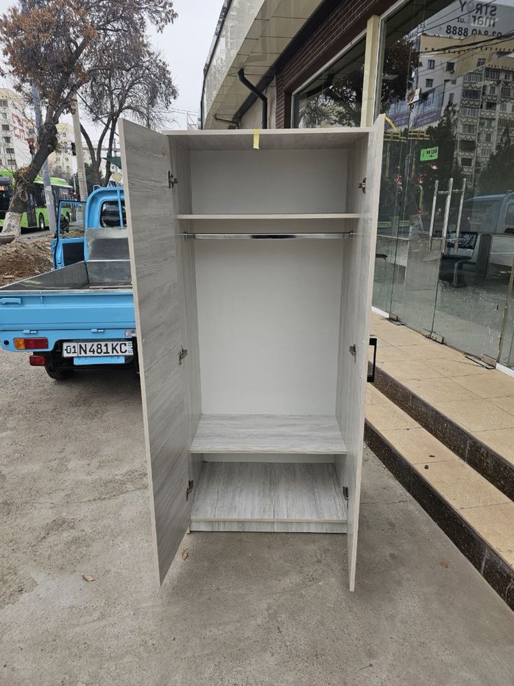 Parta va stul va boshqa turdagi ofis mebellari bor optom narxda