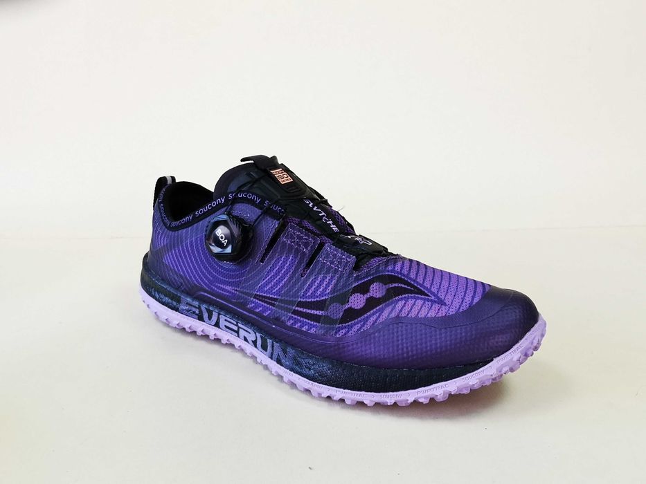 Adidasi  alergare 42 43 46 Bocanci munte ghete  maraton  38 39  Ca NOI