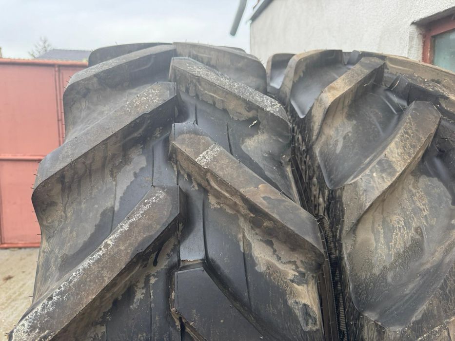 Cauciucuri radiale 380/80r38