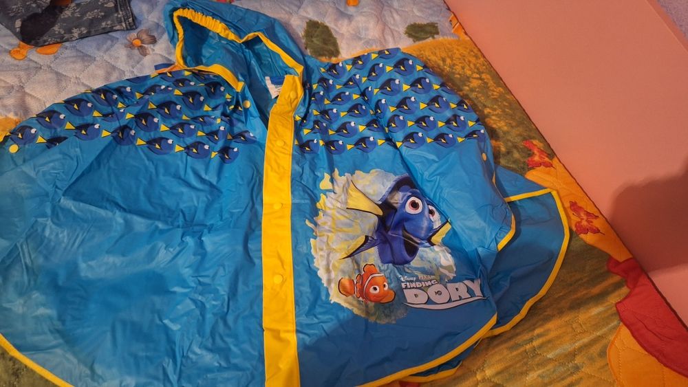 Детски дъждобран