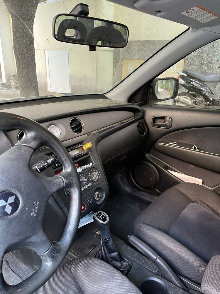 Mitsubishi Outlander  2000/136 4x4 Газ/бензин