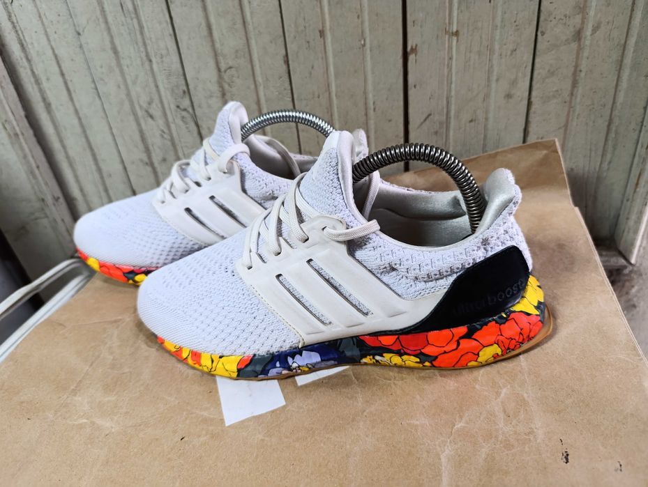 adidas Ultraboost 5.0 DNA 'White Floral' оригинални маратонки 39 номер