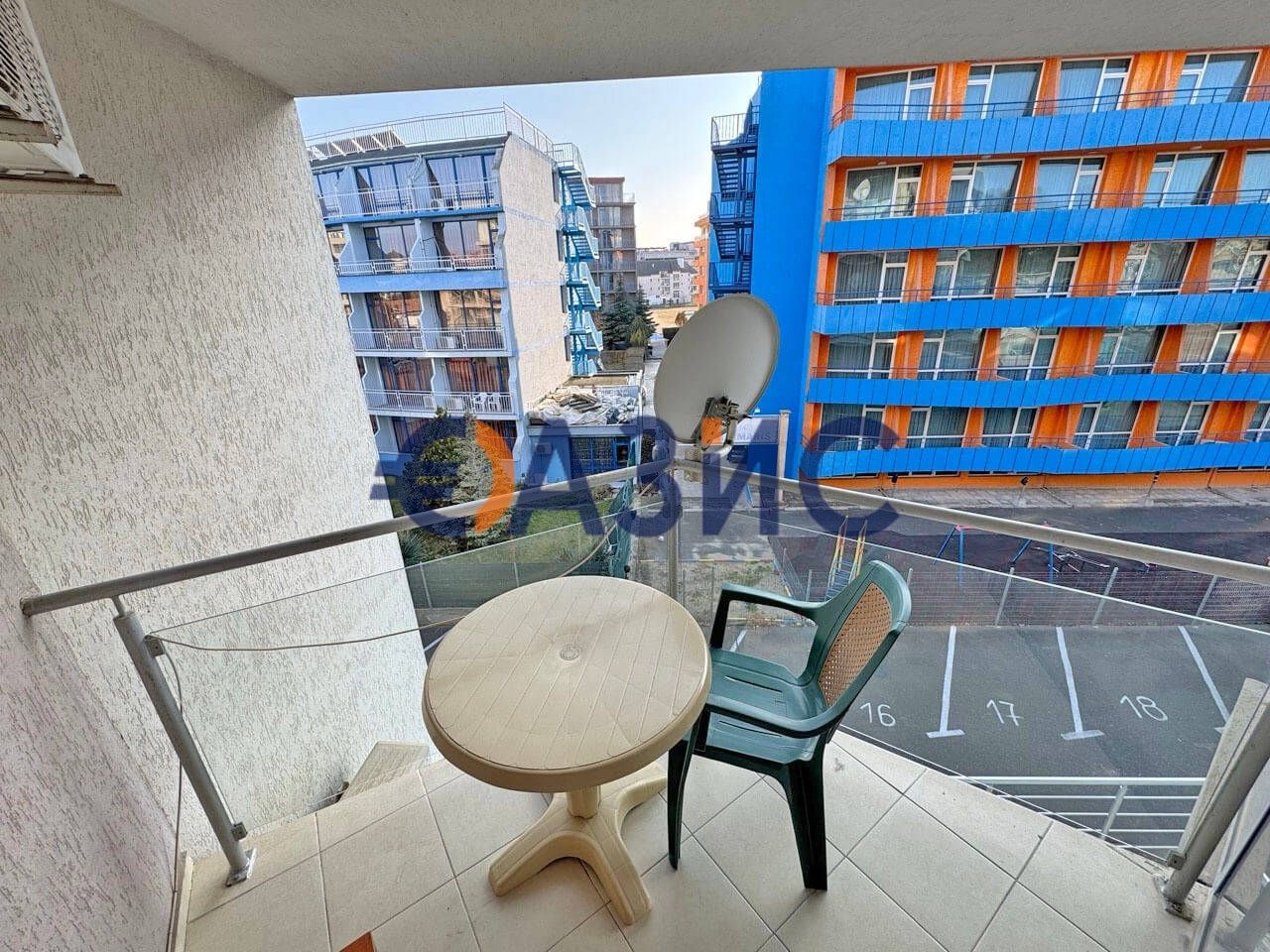 Продава се Едностаен апартамент в к.к. Слънчев бряг - 35 кв.м за 1313 €/кв.м - Снимка #9