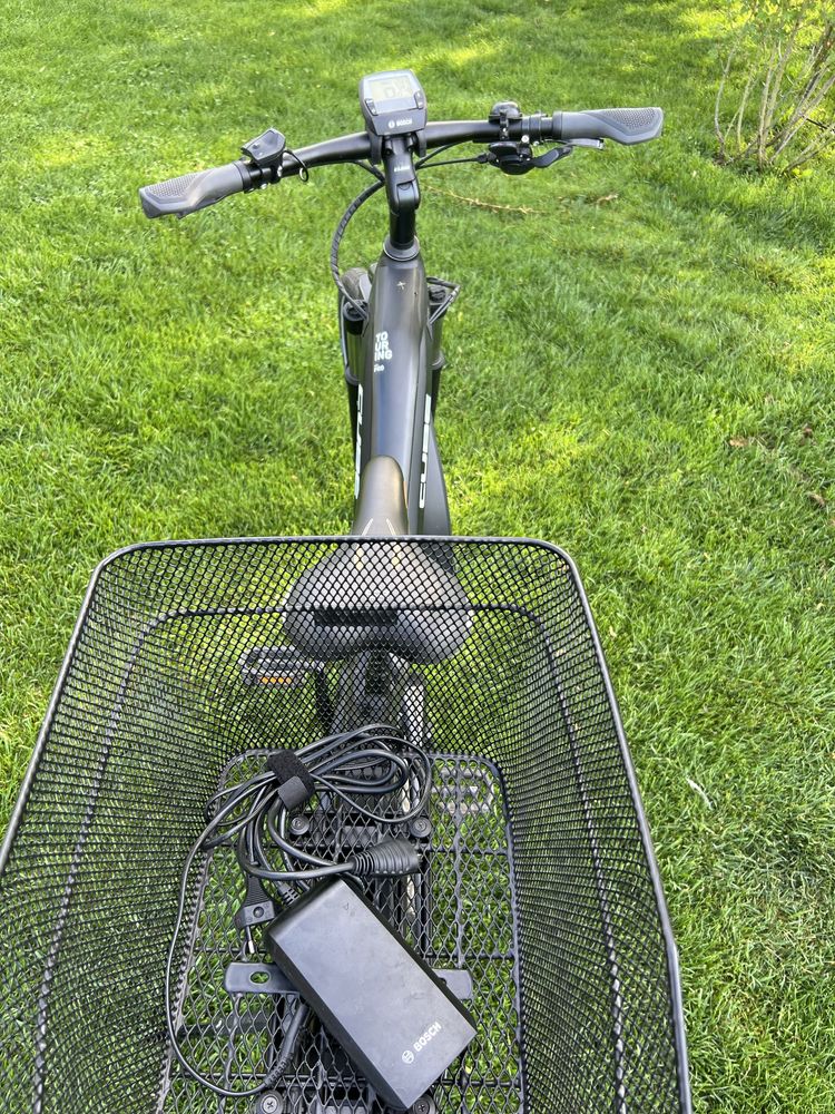 Bicicleta electrica CUBE TOURING
