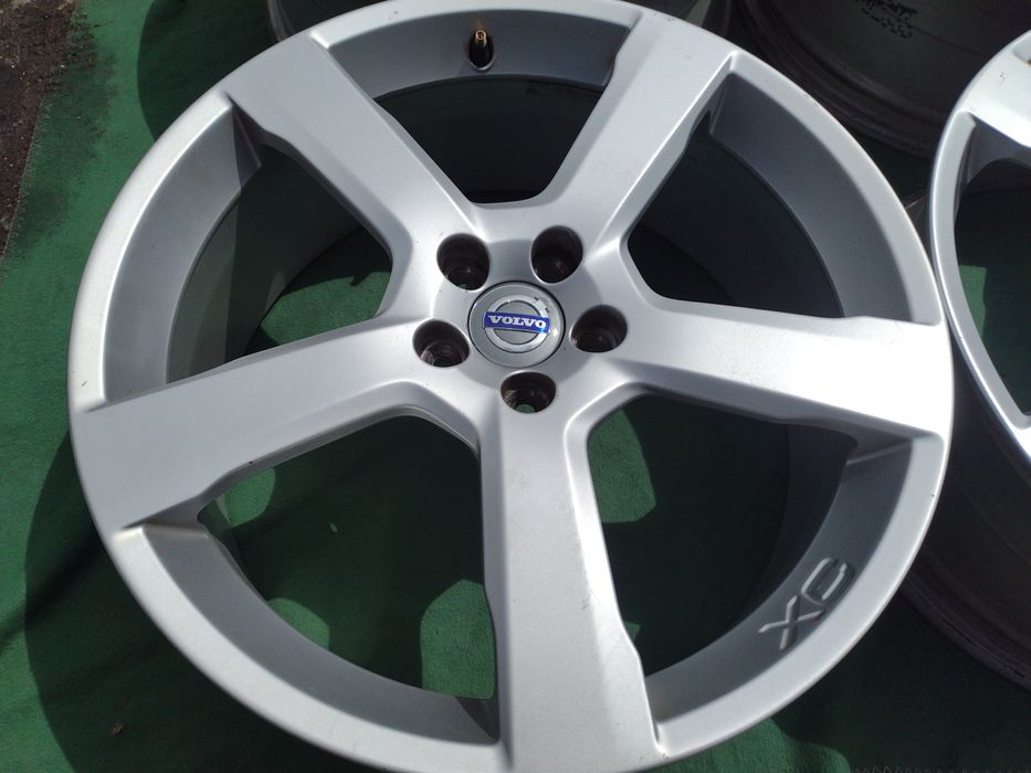 Топ състояние CRATUS 20-5x108 ET55 8j Volvo XC60