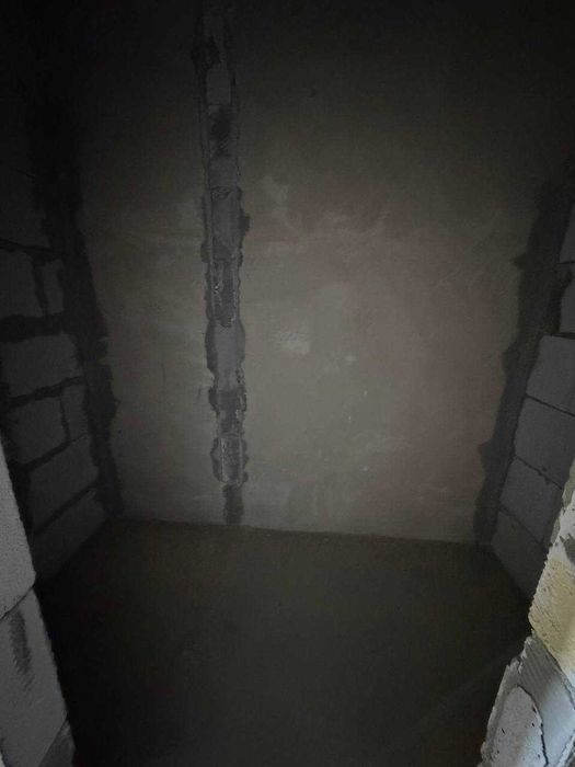 Продаётся 1х передел в 2х комн квартира на 5 этаже Ор-р  5 микрорайон